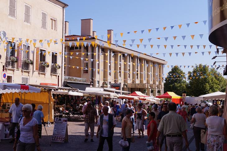 Marché hebdomadaire - 2 place lafayette